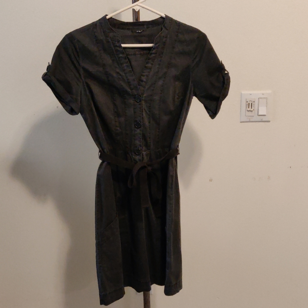 Cotton short sleeved belted shift dress w pockets